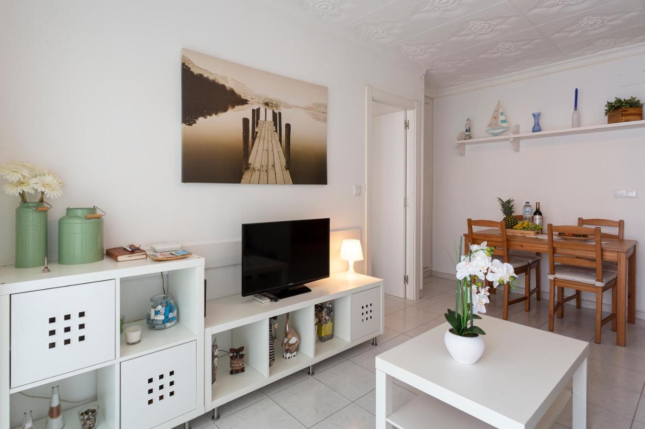 Apt 200 Meters From The Beach Id Blanes Eksteriør billede